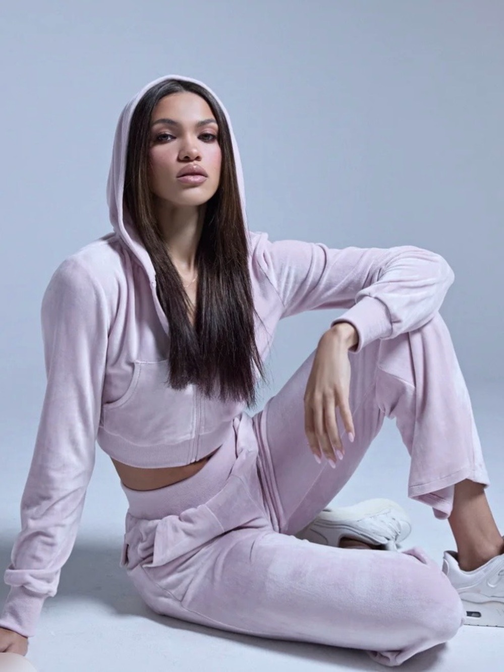 AKIRA Plush Light Pink XL Extra Large Cropped Hoodie & Joggers Velour Pants Set